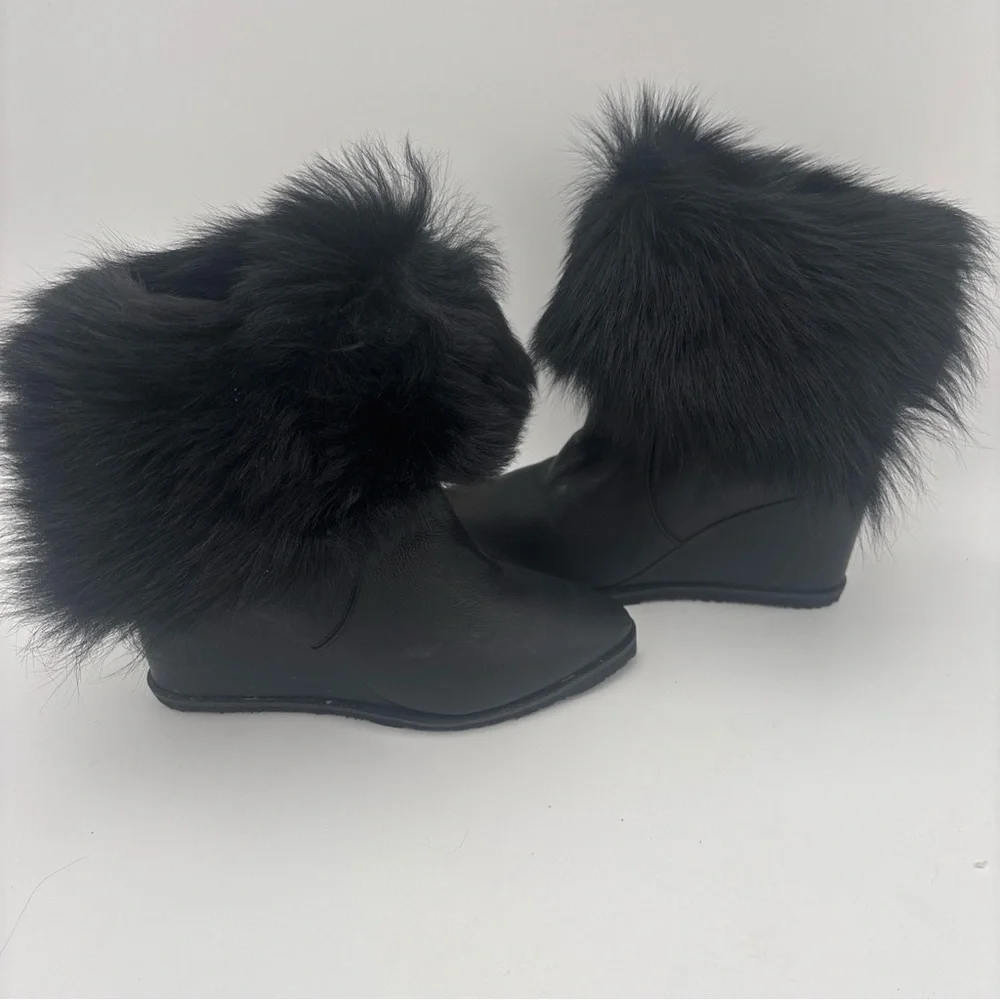 Taryn‎ Rose Black Winter Wedge Boots